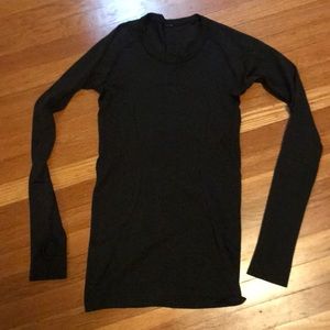 Lululemon swiftly long sleeve